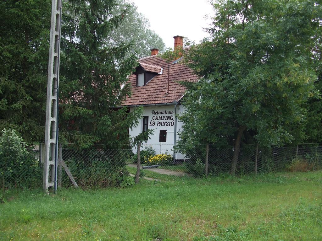 Vizimalom Kemping, Panzio Es Etterem Turistvandi 외부 사진